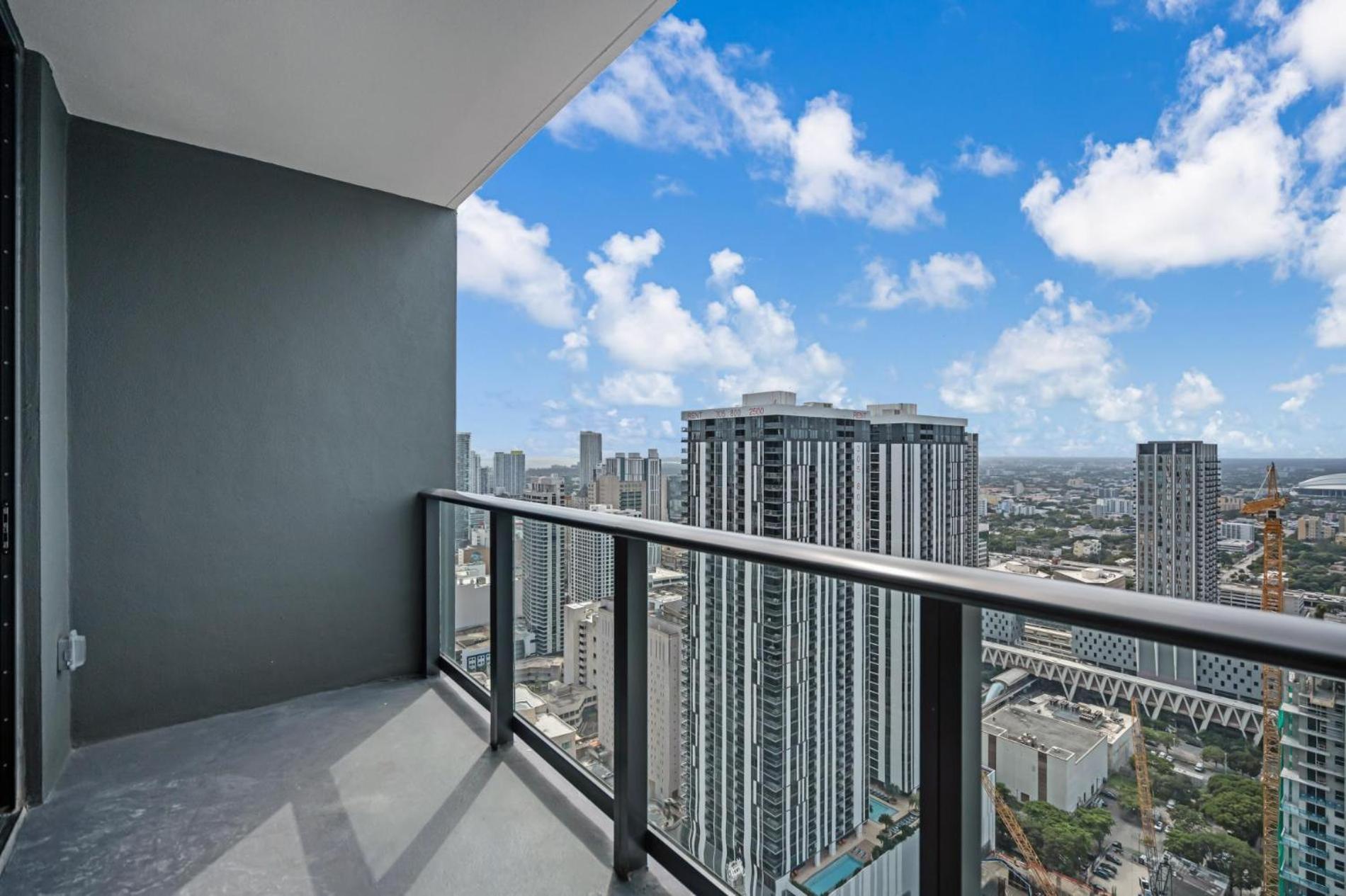 Modern 1Br Apartment With Breathtaking Views Heart Of Downtown Miami Eksteriør billede